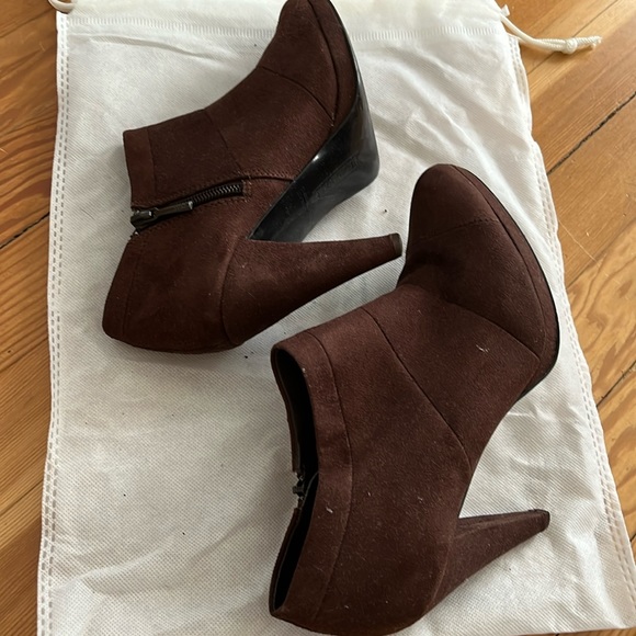 EUC Zara ankle boots Sz. 7 - Picture 1 of 5